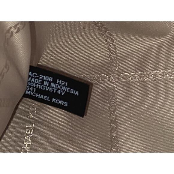 Michael Kors Voyager Tote Signature MK Logo Large Shoulder Bag Purse Rose Gold - Picture 5 of 14